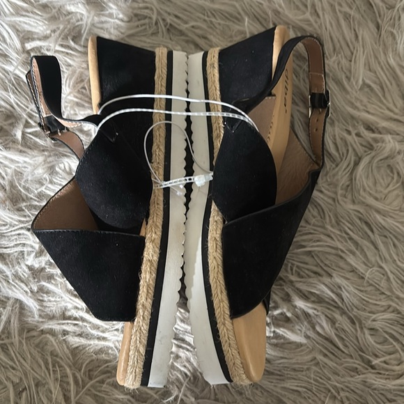 Diba | Black and Tan Wedge Sandals with Adjustable Slingback - Picture 7 of 7